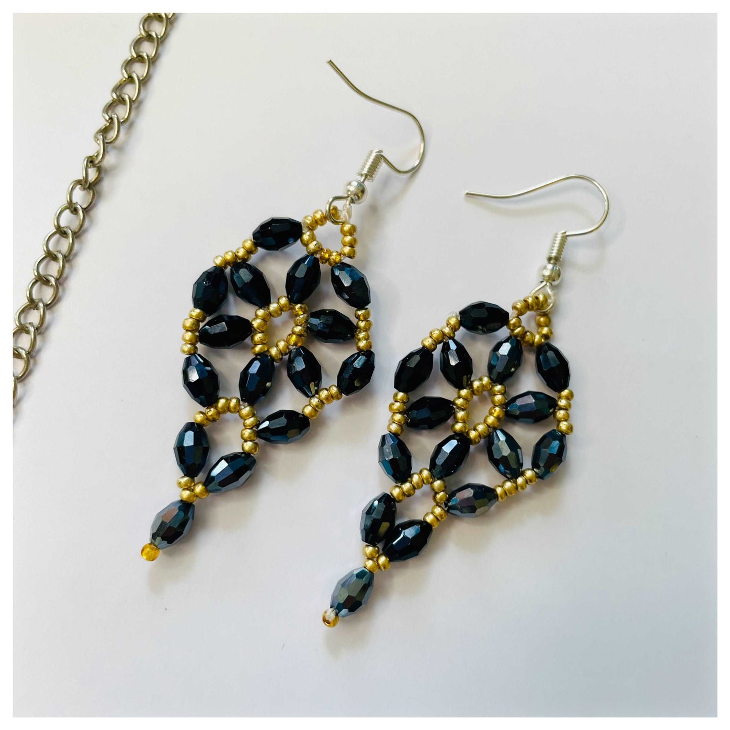 Black Web Pendant Set - beattrangi