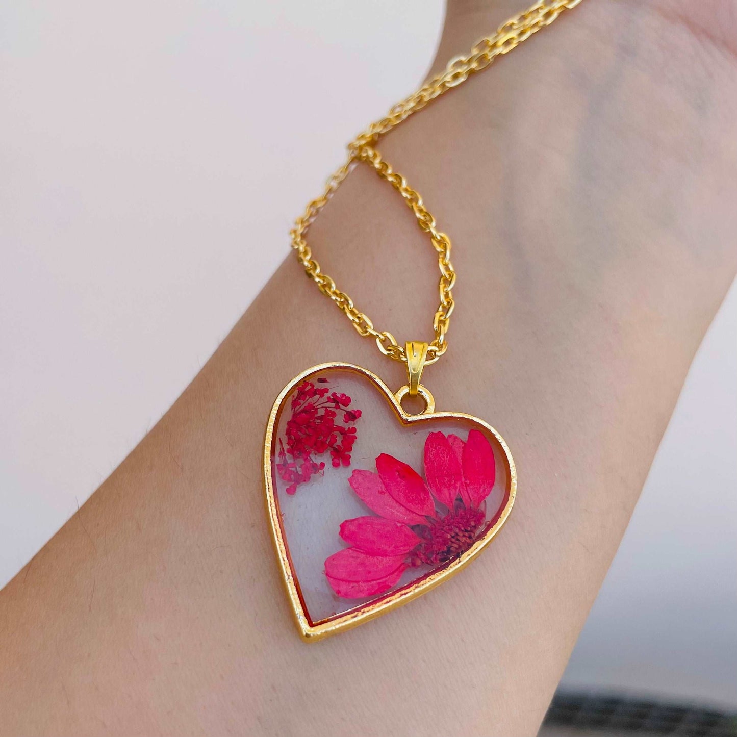 Blooming Red Heart Necklace Set