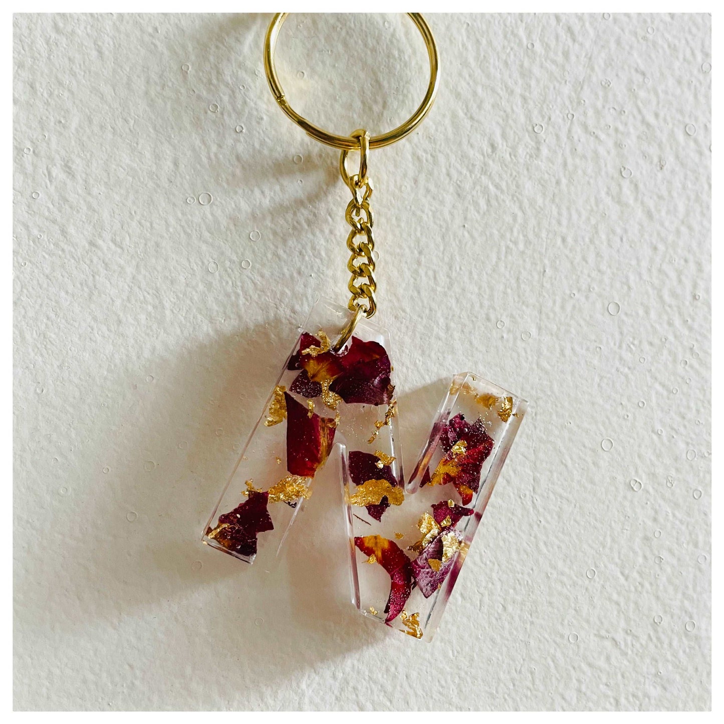 N letter keychain - beattrangi