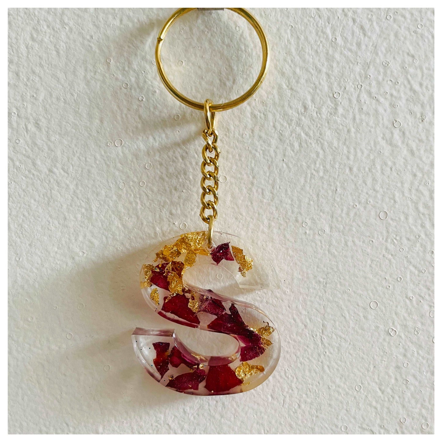S letter keychain - beattrangi
