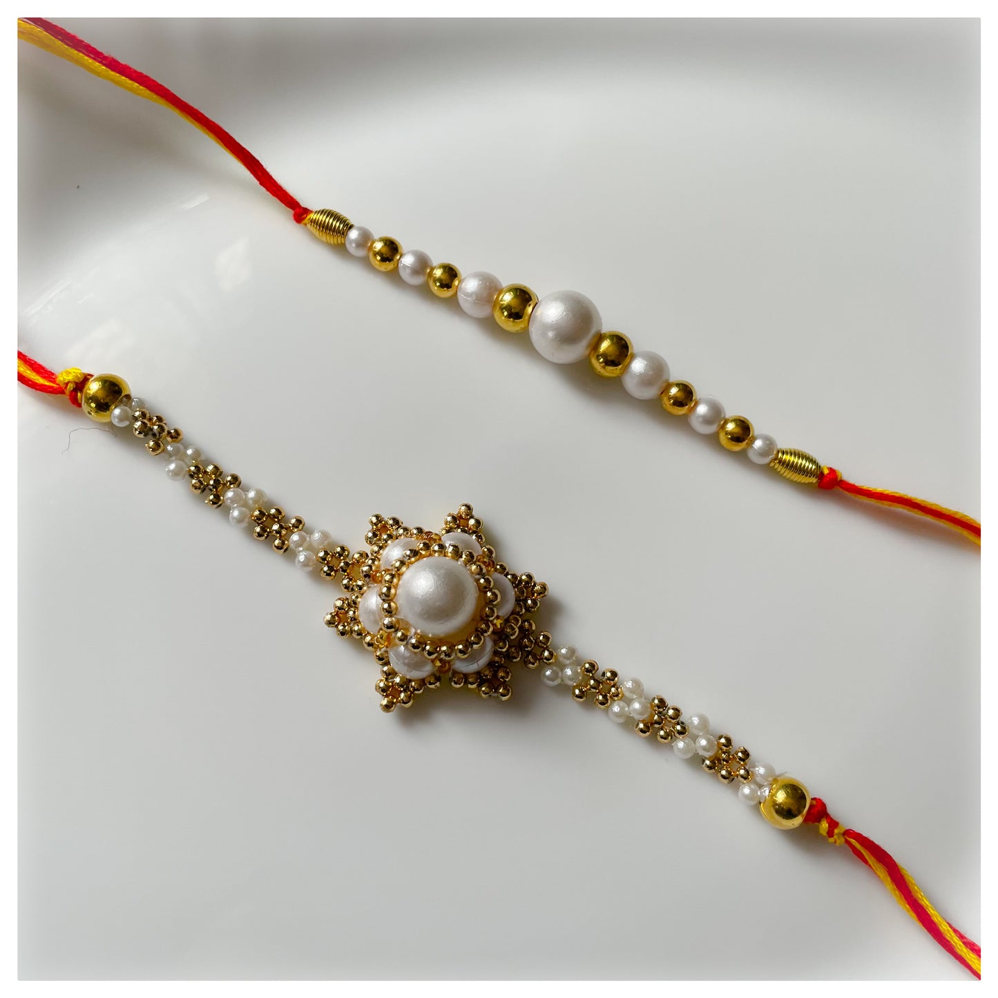 White Floral Bhai Bhabhi Combo - beattrangi