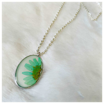 Oval Sea Green Daisy Pendant