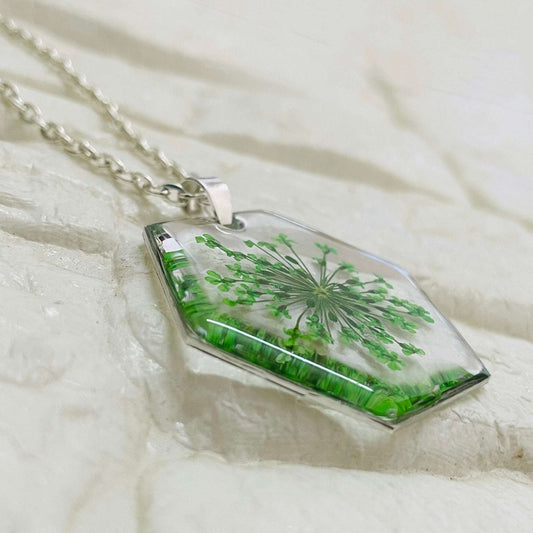 Hexa Green Lace Flower Pendant