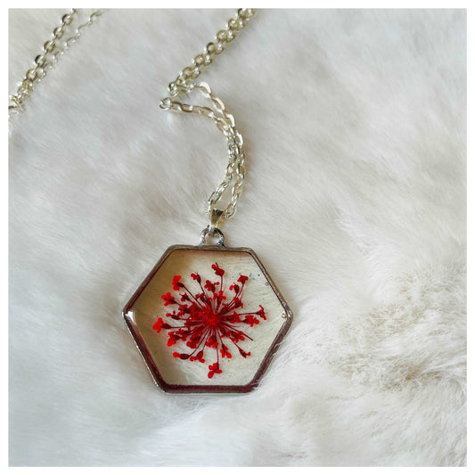 Hexa Red Lace Flower Pendant - beattrangi