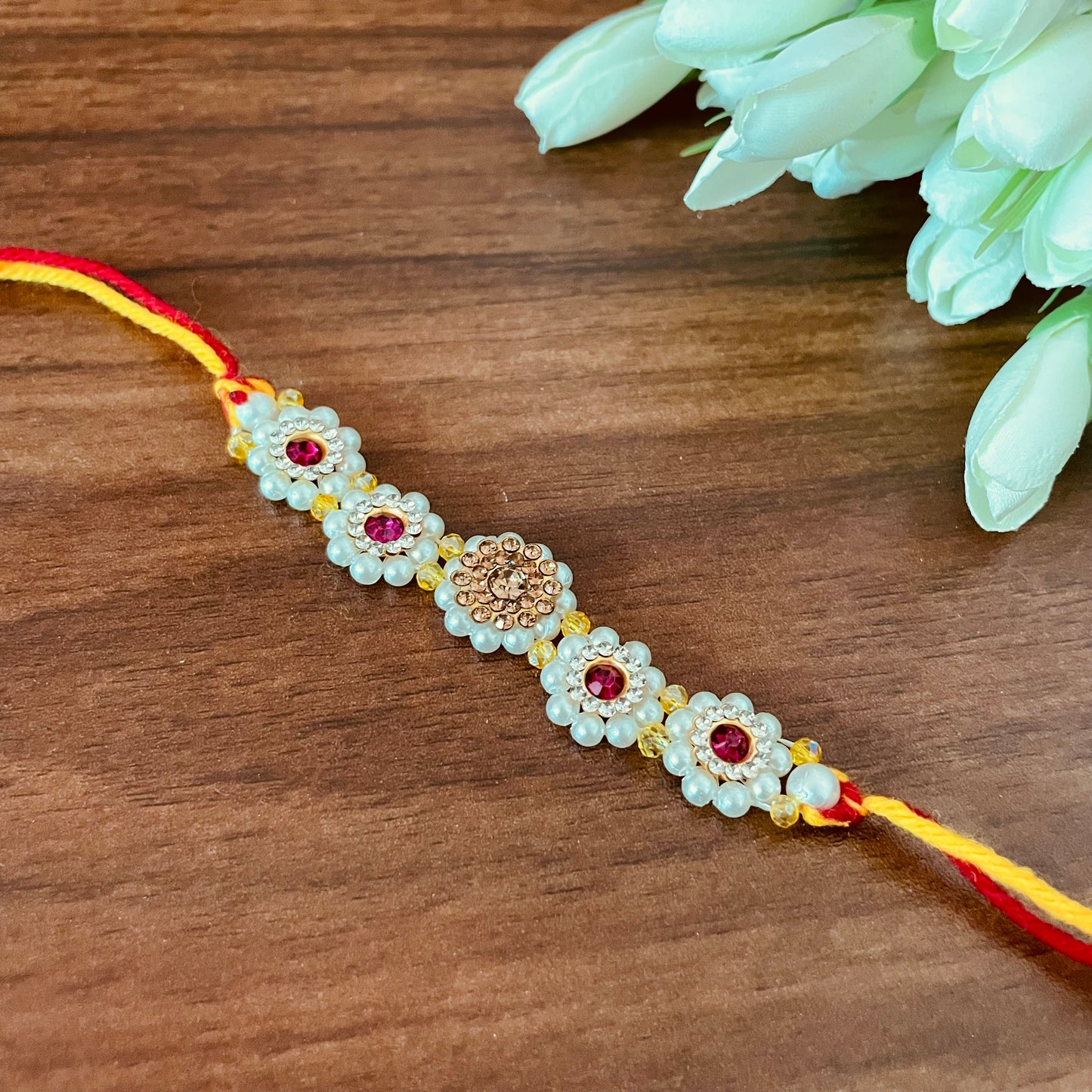 Shaahi Moti Rakhi Set