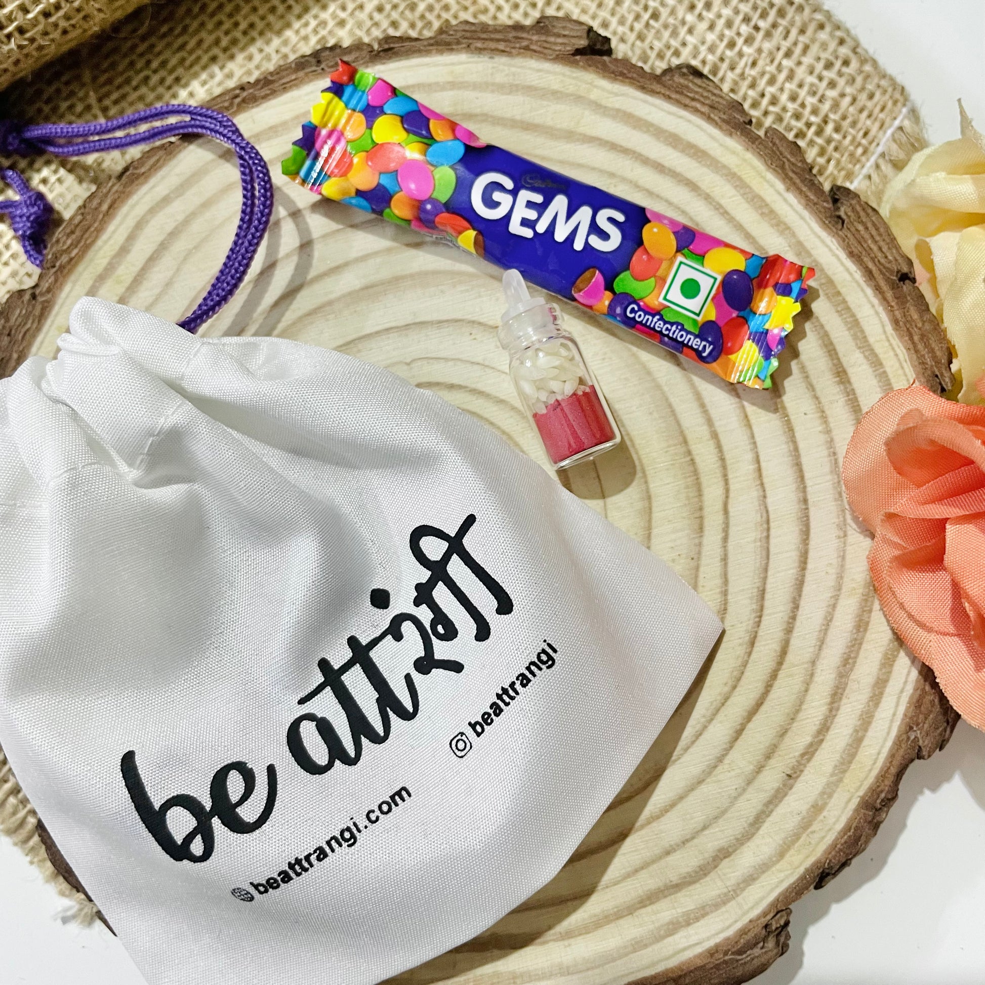 Lavender Real Flower Bhai Rakhi
